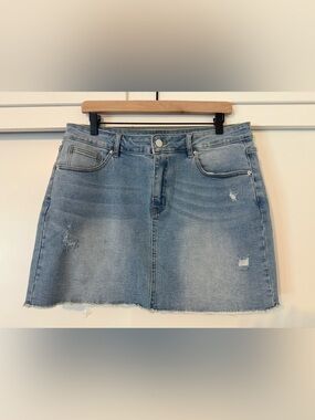 Women’s Denim Mini skirt Y2K - Distressed raw hem